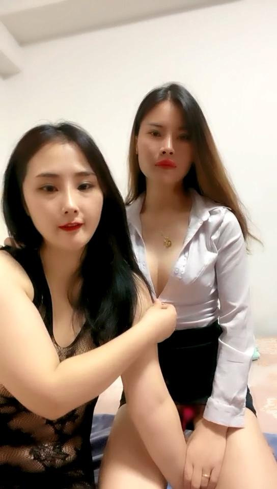 两个小姐姐-20210824224534.mp4_20250629_145447.759.jpg