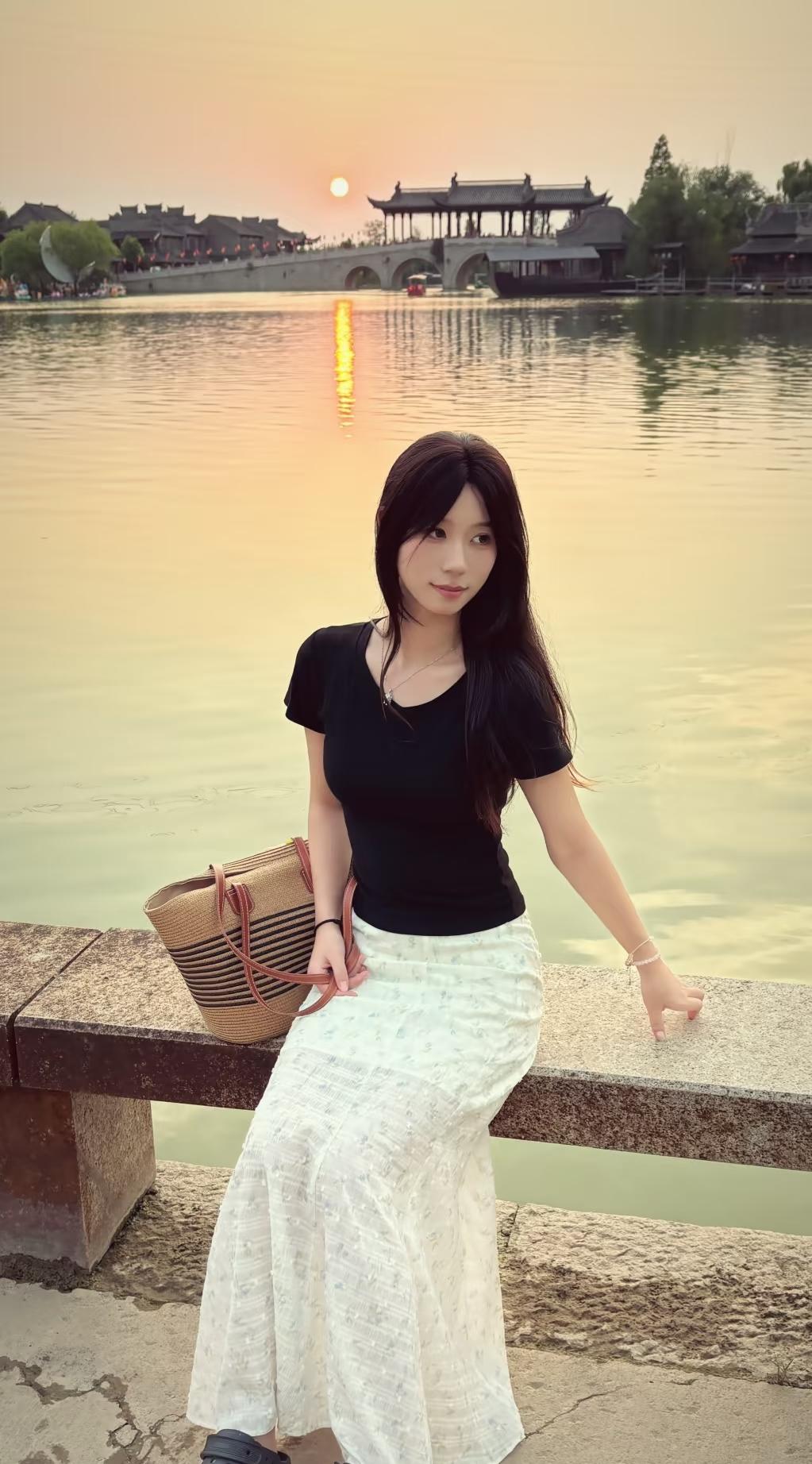 06767bf87c06ba4140a780a42d22b308.jpg