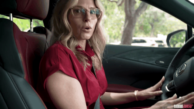 Cory Chase - Step Mom And I Go On Vacation_start99s_1s.gif