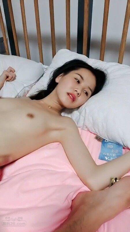 ew9t4zbd76pj.jpg