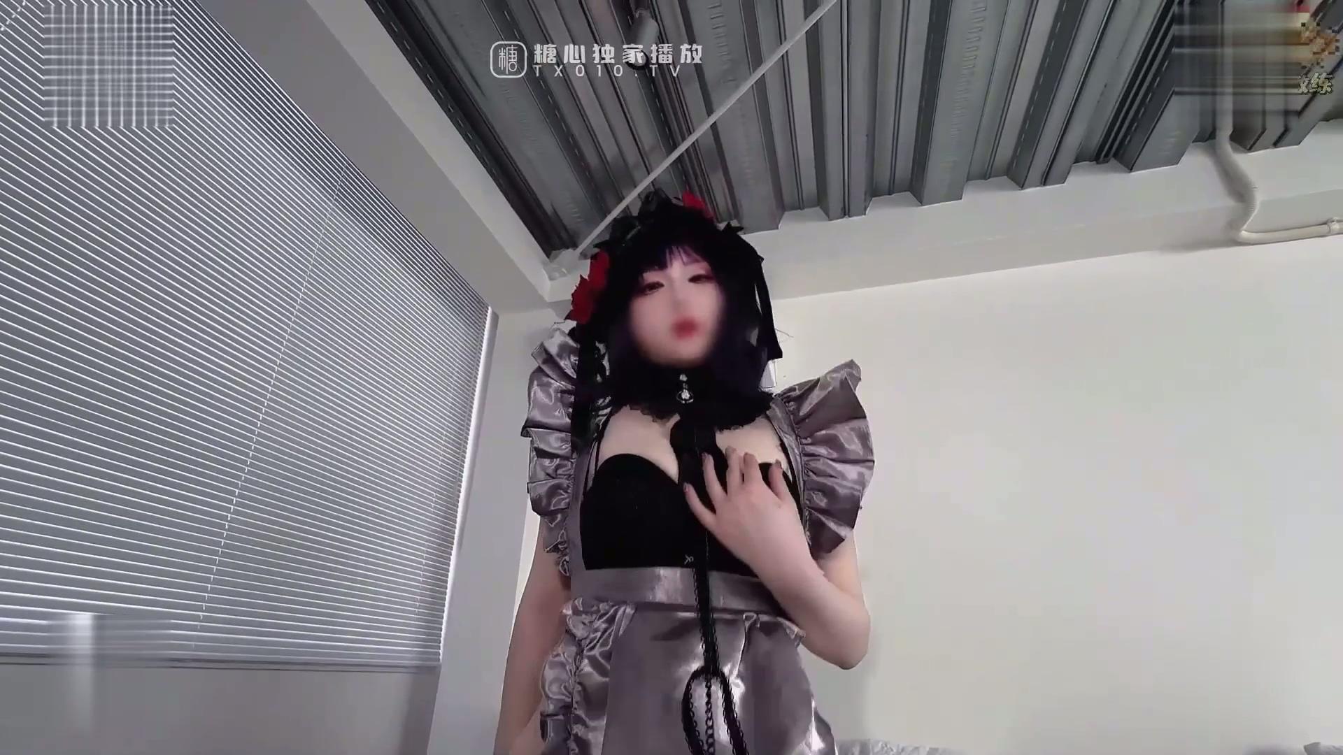 糖心Vlog 网黄摄影师专属学妹玩物 黑江雫Cos肉欲觉醒 极品酮体嫩穴榨干最后一滴精液 .jpg
