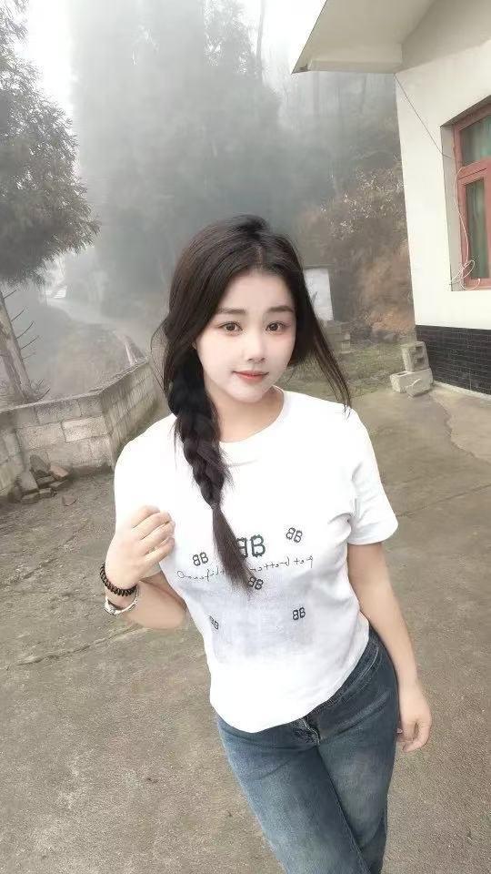 c1c4a8d39eeacd042c4fa34cc9b24ef0.jpg