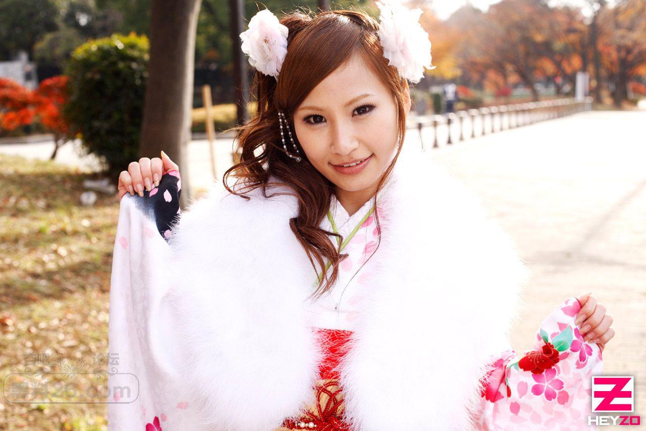 yukina-narumi-1.jpg