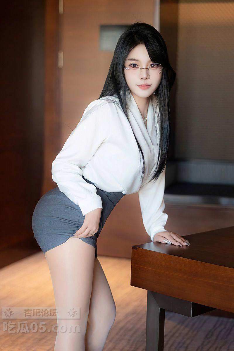 90b0c1bb938889c10.jpg