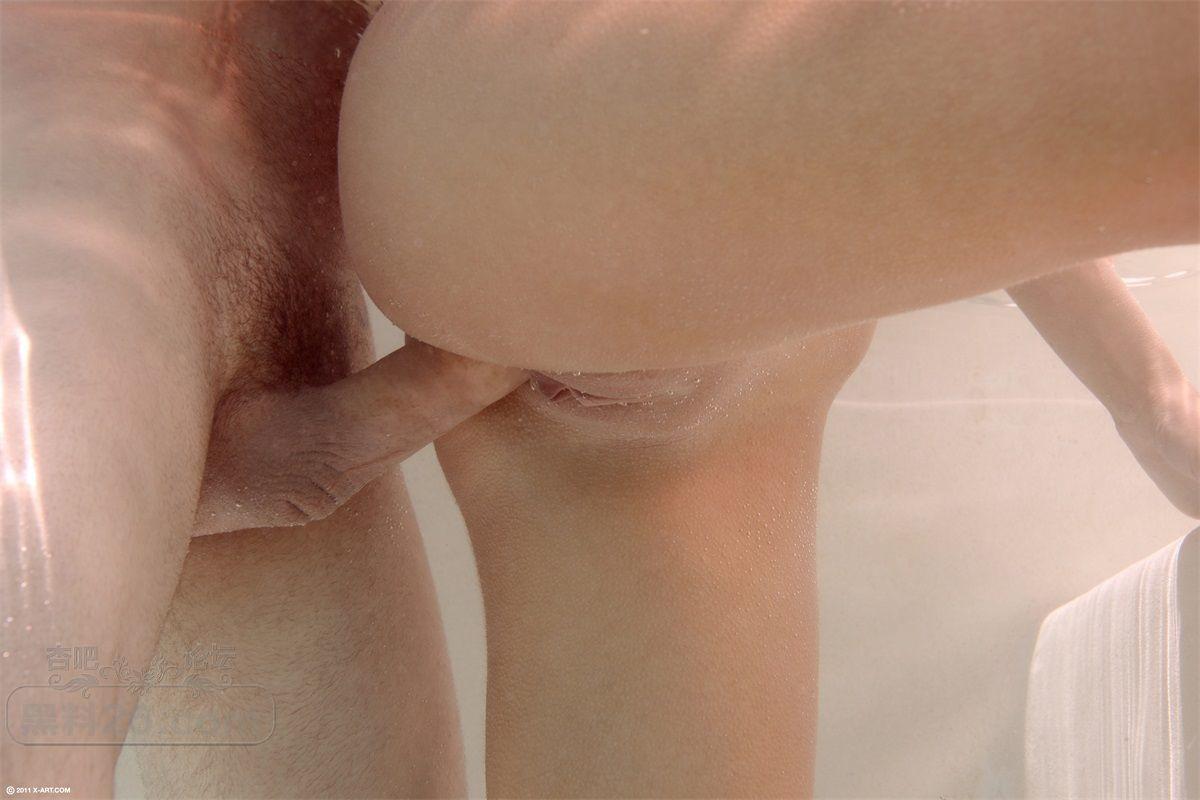 x-art_ivy_wet_dream-59-lrg.jpg