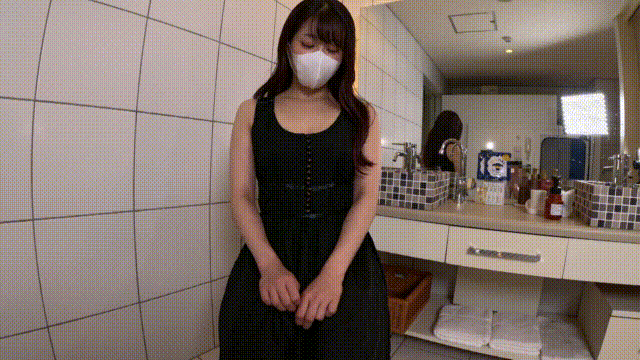 046. FC2PPV-4762414.gif