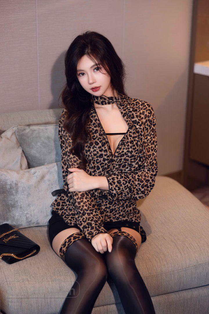 15dee1e3128449aded.jpg