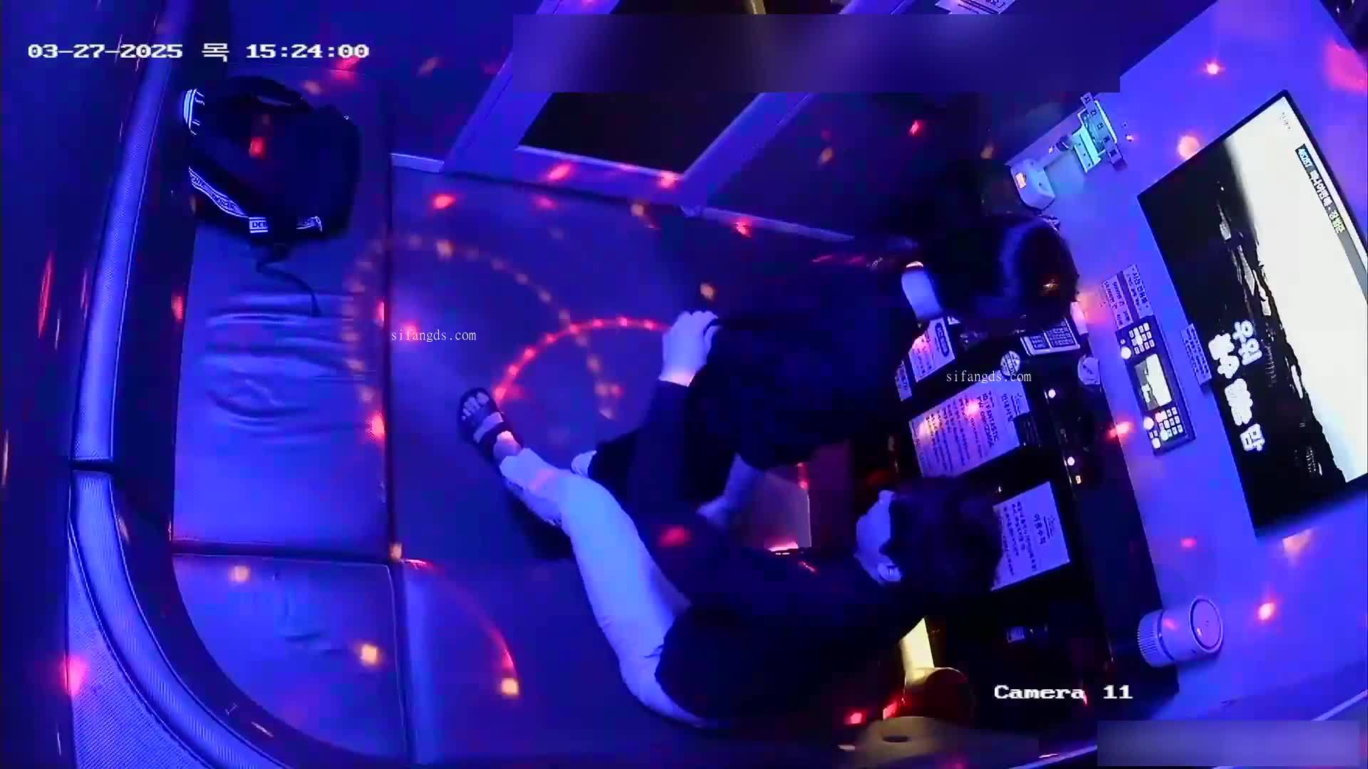 03.jpg