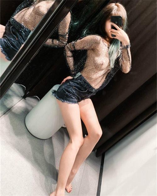 04563761.jpg