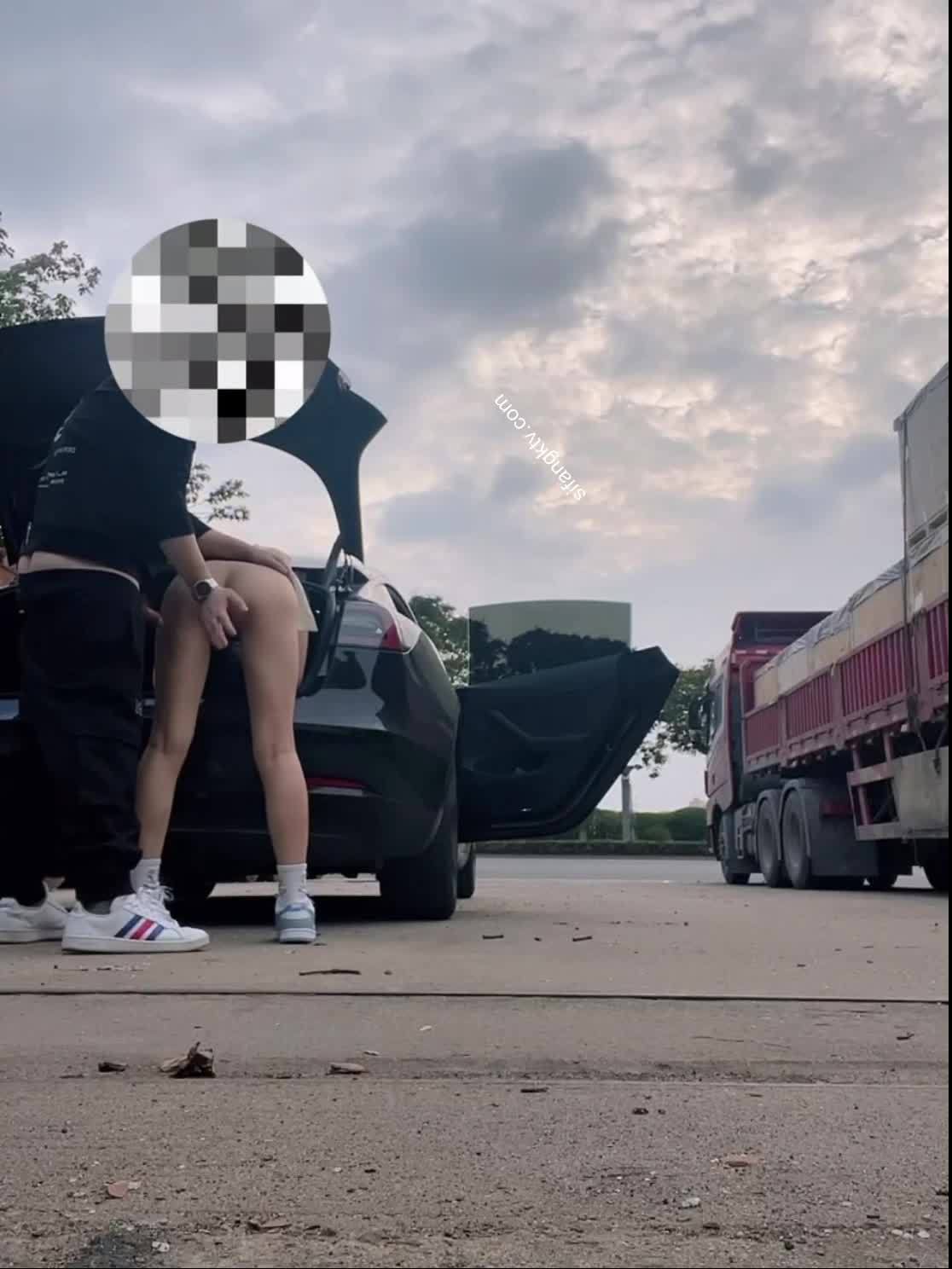 03.jpg