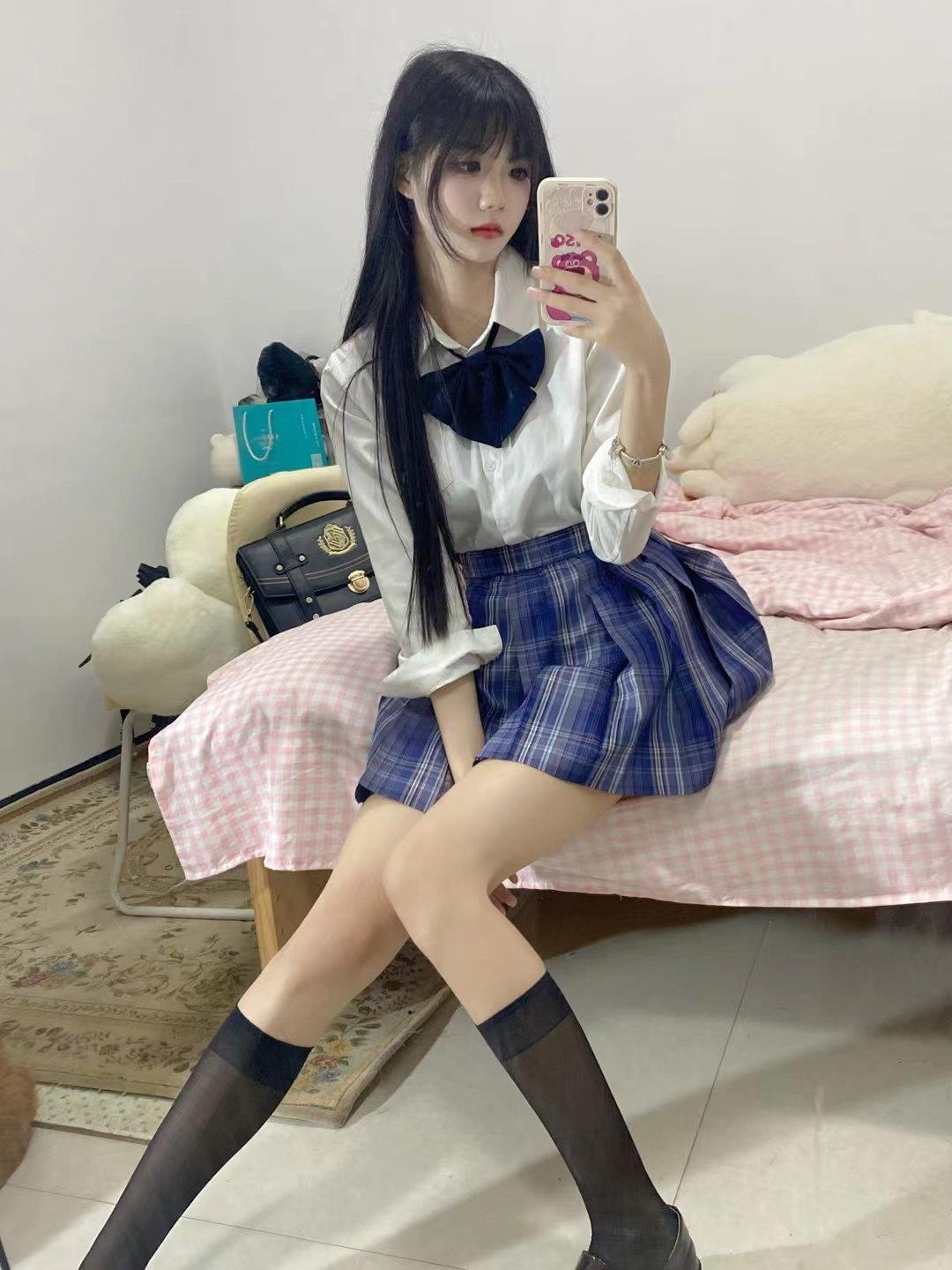 cdd7cf68947a93cb2e70a42f5d40a7e.jpg