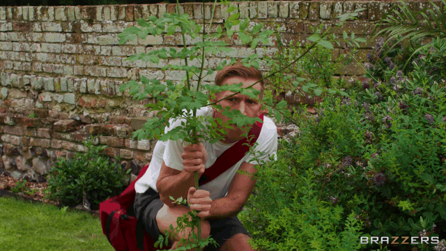 Hot Tub Anal_start87s_1s.gif