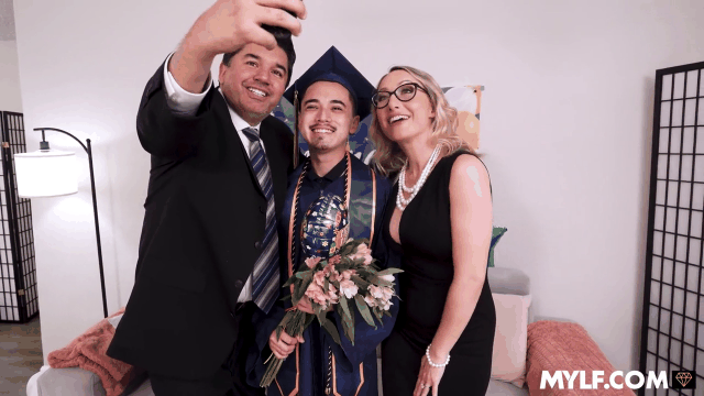 Best Deal Ever - Get a Degree Get My Pussy_start521s_1s.gif