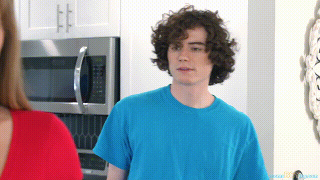 We Play While Dads Away_start84s_3s.gif