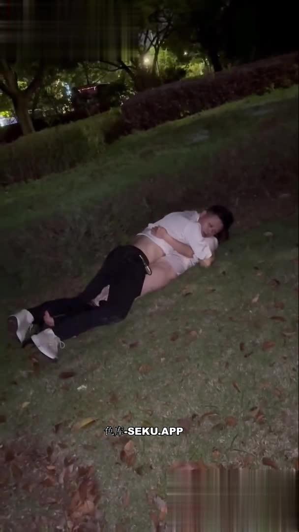 01.jpg