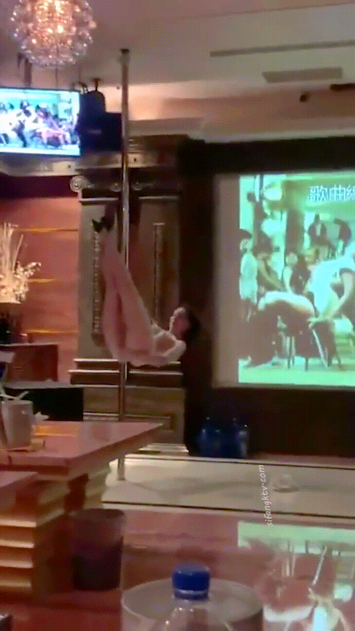 q (9).gif