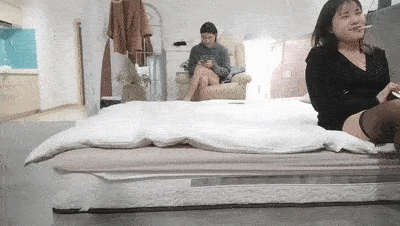 2 (11).gif
