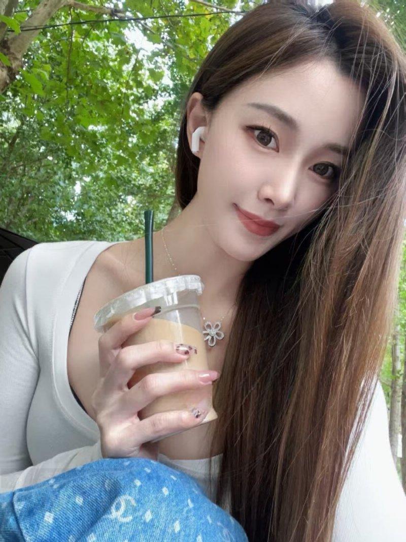 645dc65e3ef05bd49d8aff4e8c06bad0.jpg