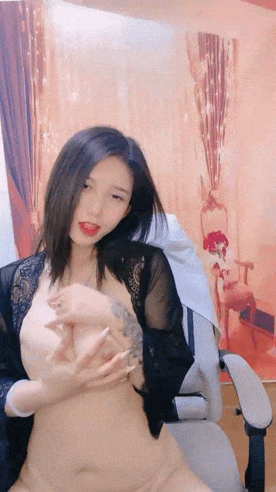 1101ede8c693871350.gif