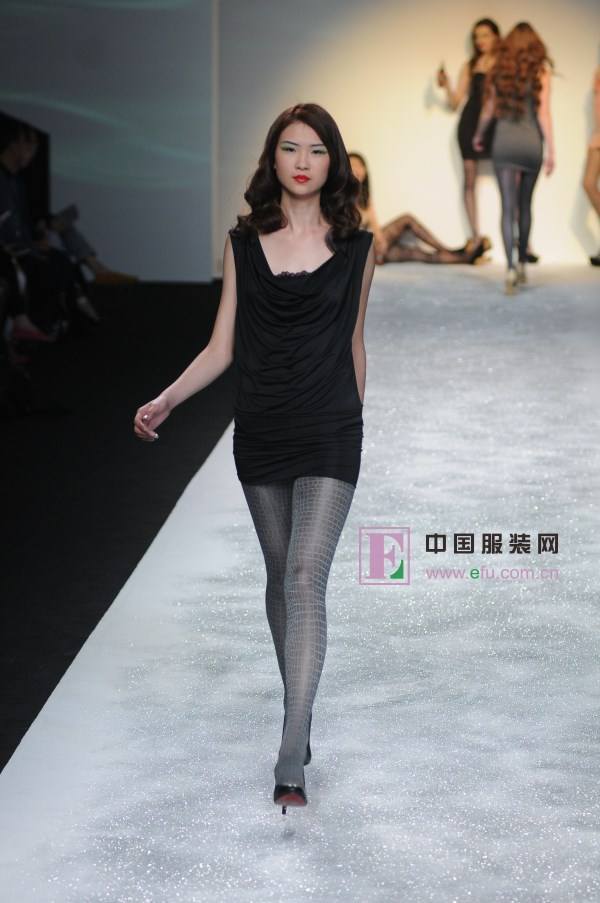 丝袜.jpg
