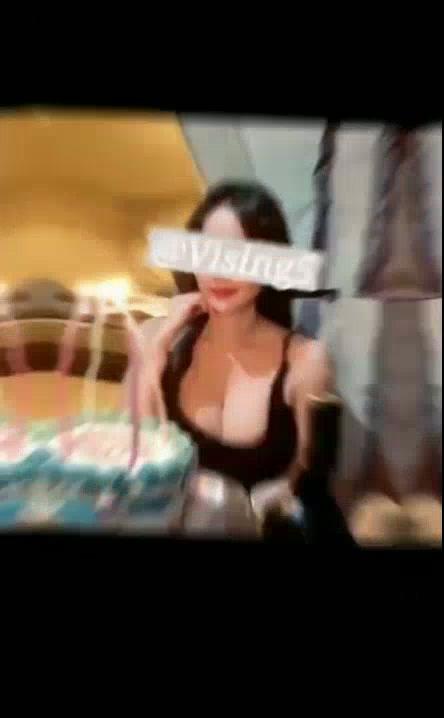 极品颜值御姐女神【Vising】✅在大鸡巴爸爸的鸡巴下变成淫荡的骚母狗，精液灌满骚逼流.jpg
