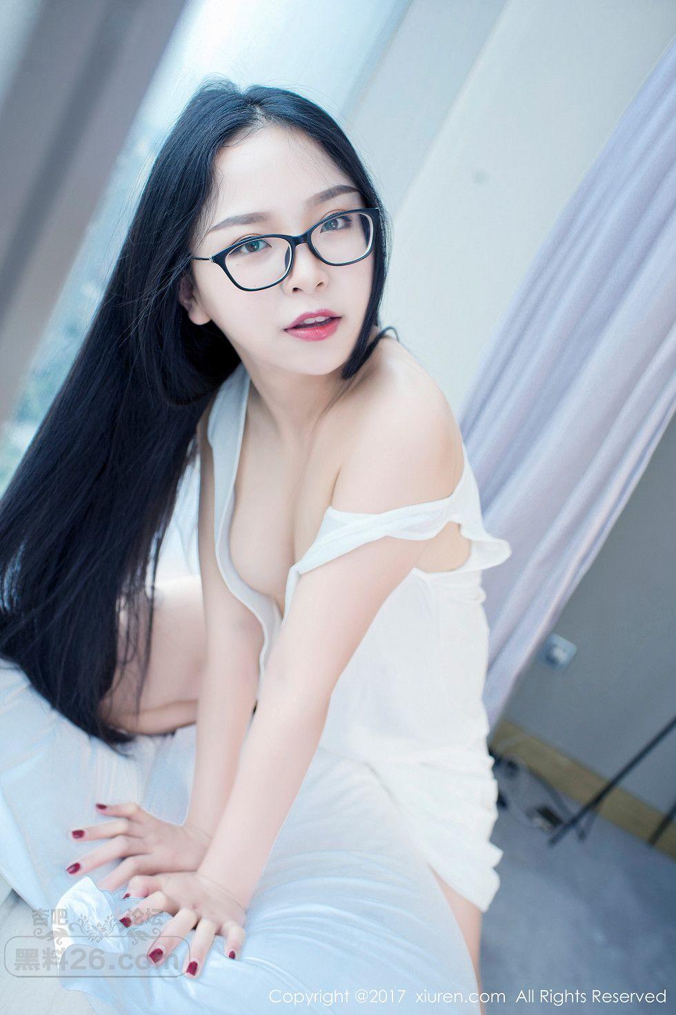 1B85854283.jpg