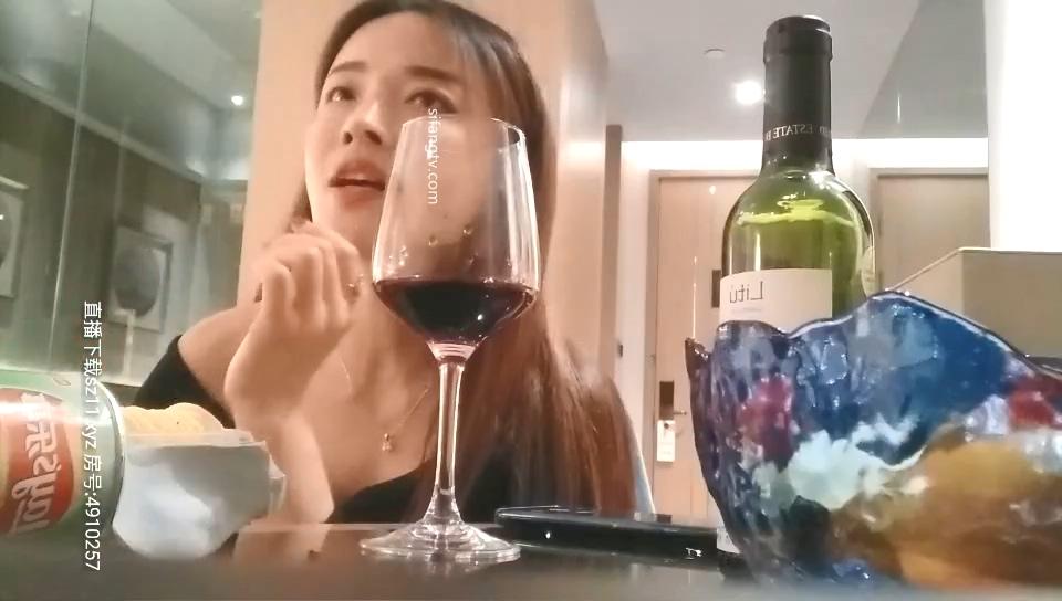 酒店约良家学生20191108 (2).mp4_20250416_094156.747.jpg