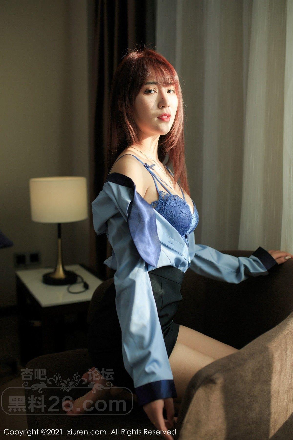 6B195936634.jpg