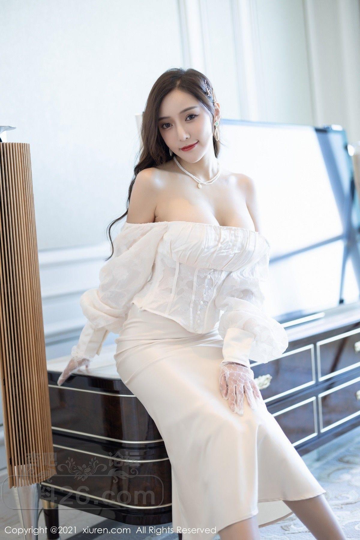 2F182117690.jpg