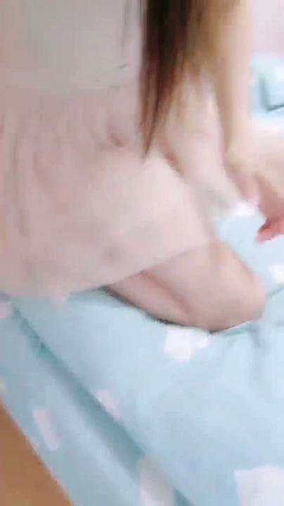 精彩剧情演绎姐姐不在家姐夫看淫片欲火浑身强上小姨子呻吟超大超刺激.mp4_20250522_09.jpg