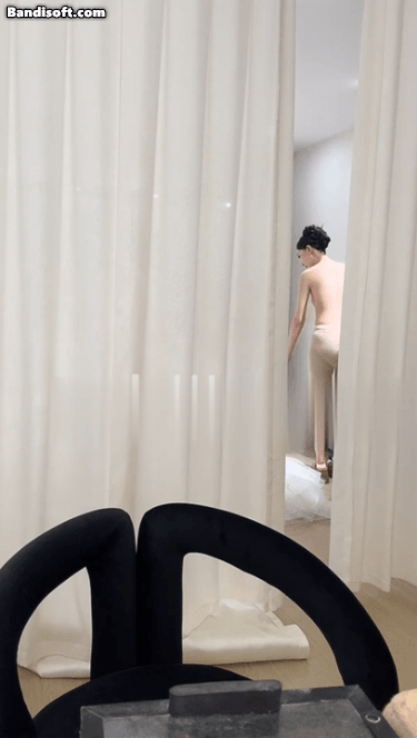 q (8).gif