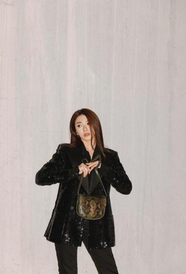 200513141616-0-lp.jpg