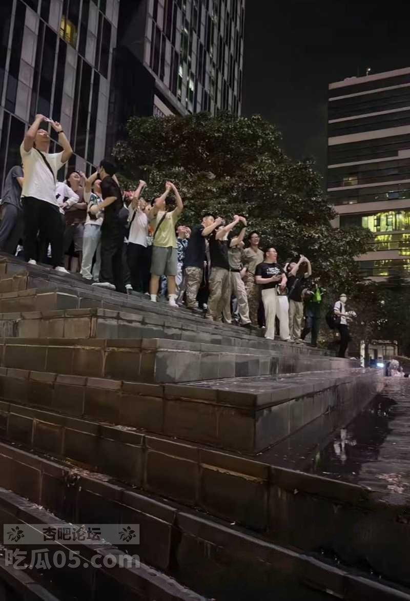 下载 (4).jpg