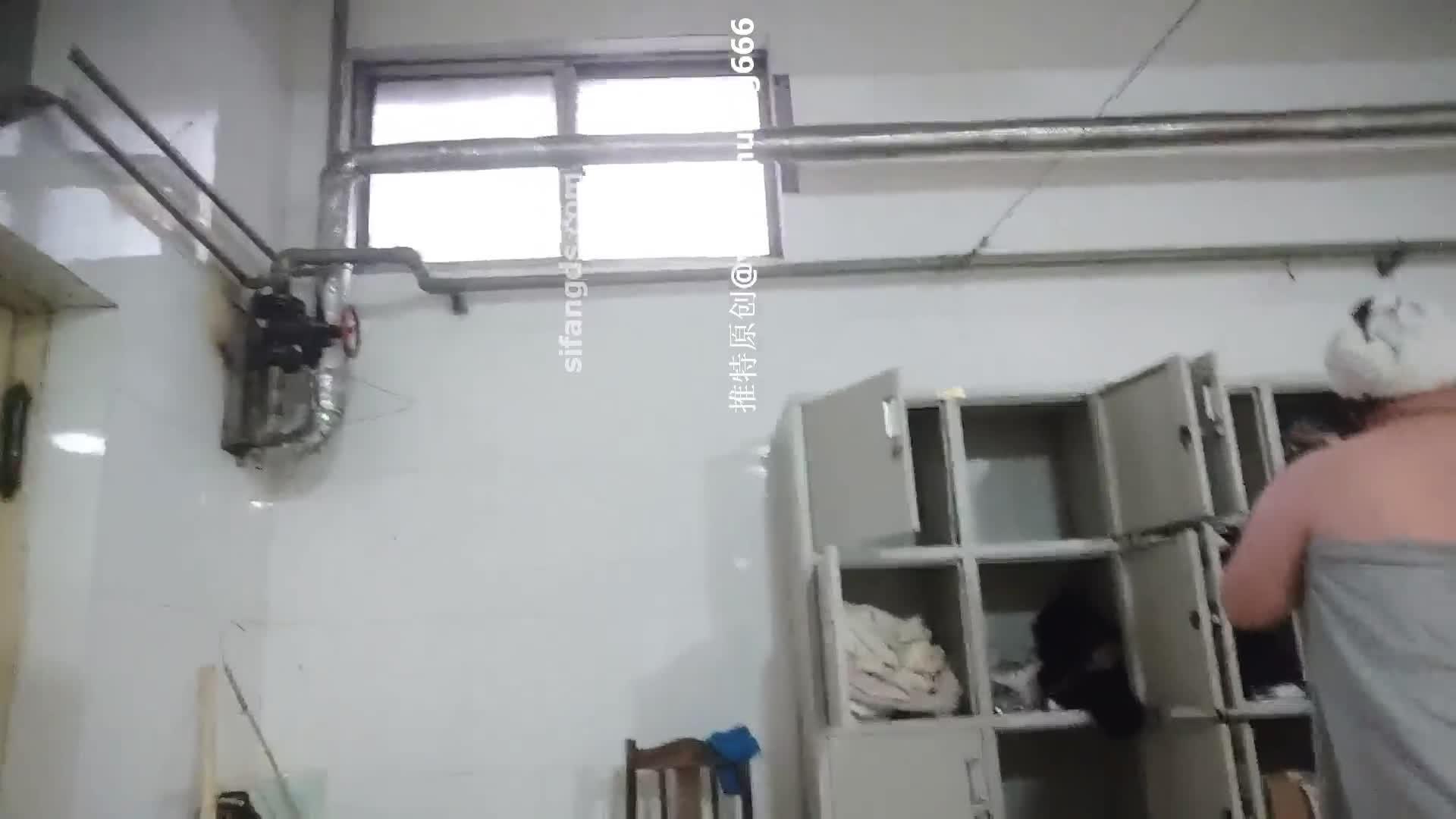 01.jpg