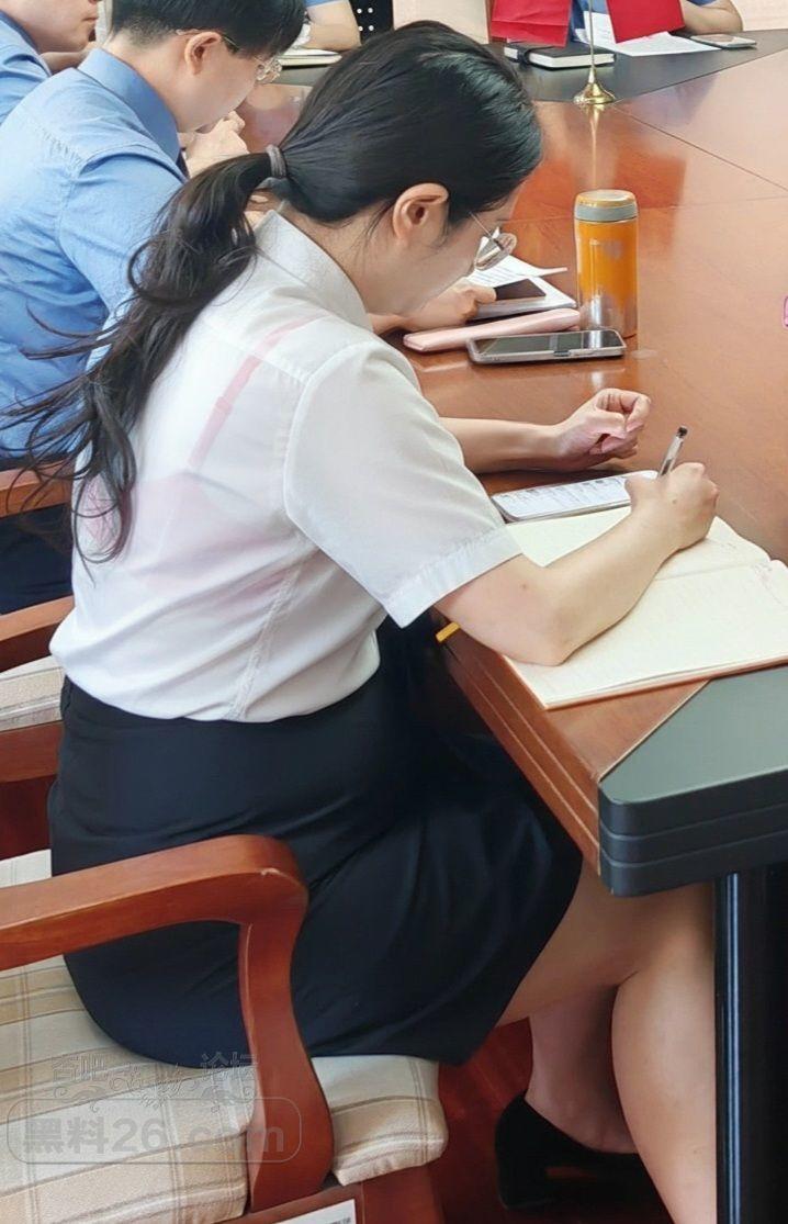 Generated Image November 12, 2025 - 12_59AM.jpg