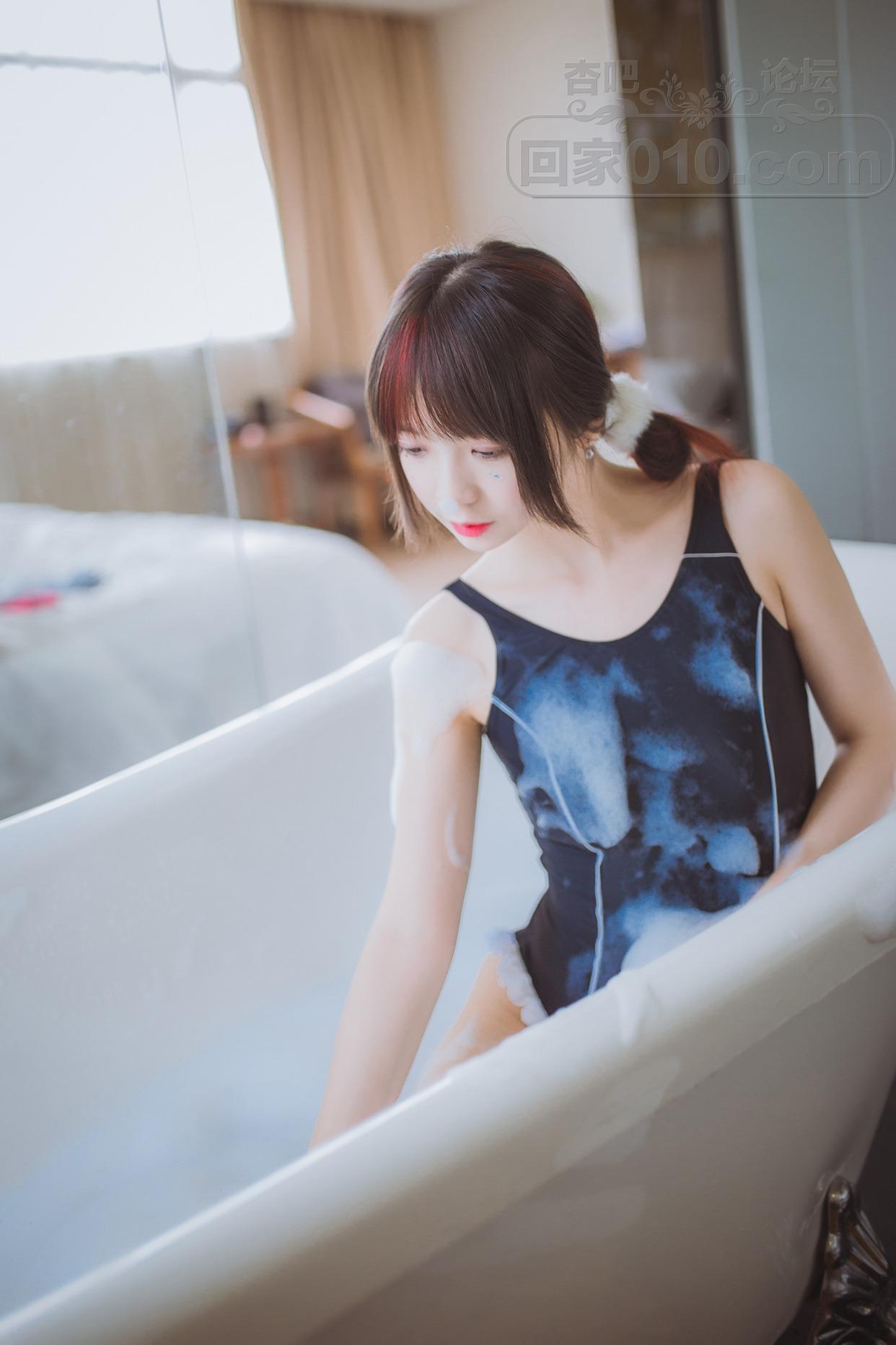 9a4cb84119670580fcace430366ee261.jpeg