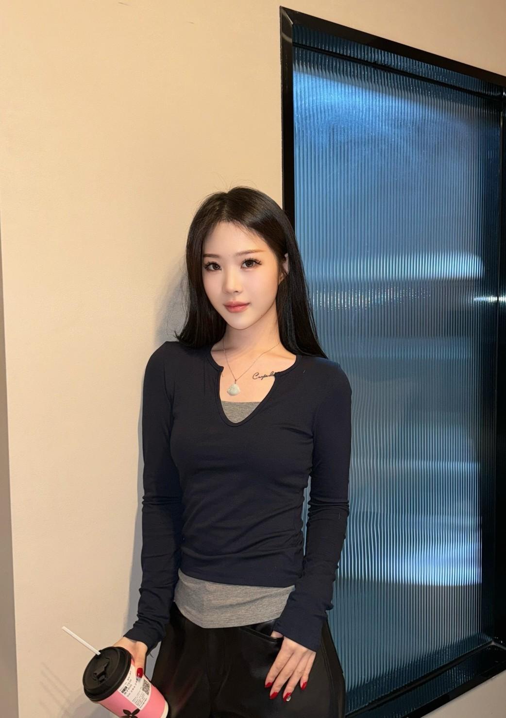 9acc54a1029bb4f39c412e7e2c7fefcf.jpg