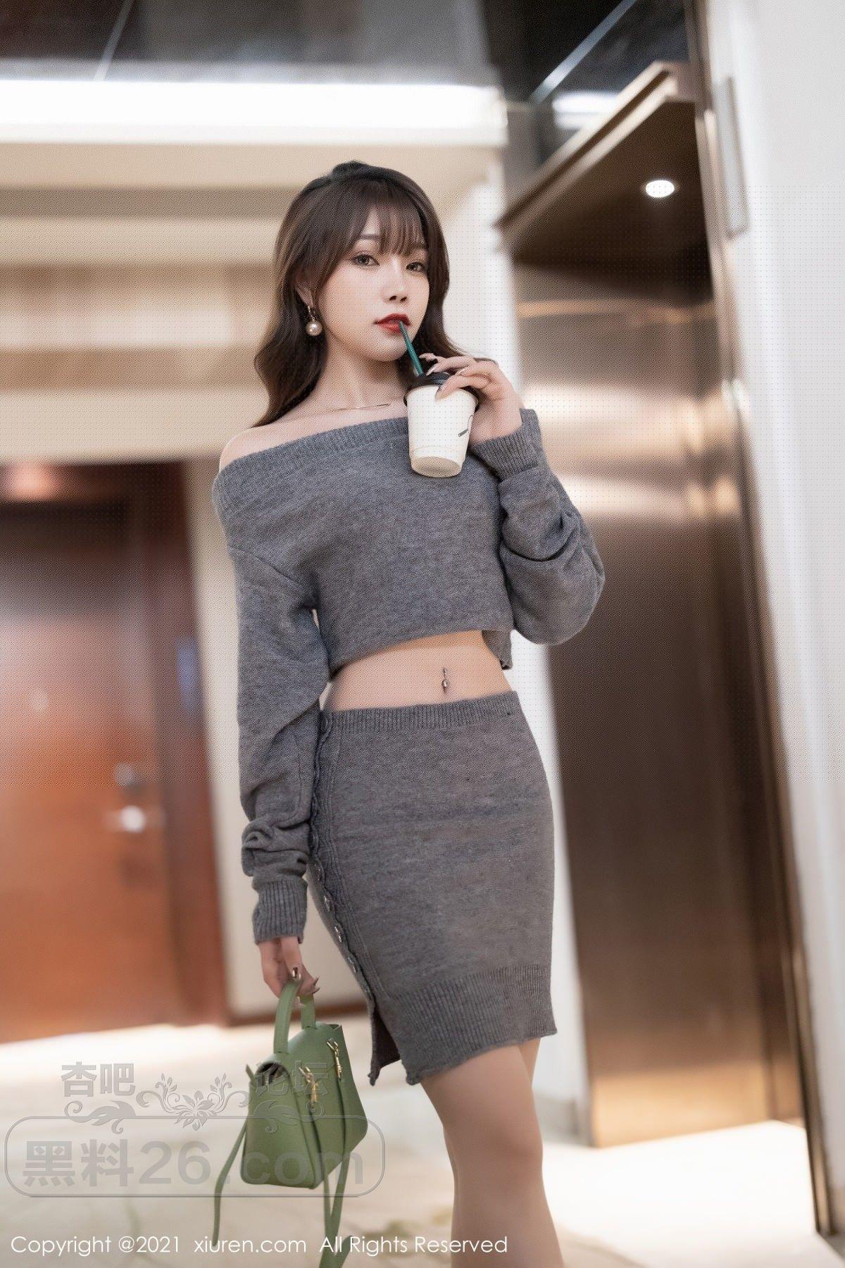 8820322420.jpg
