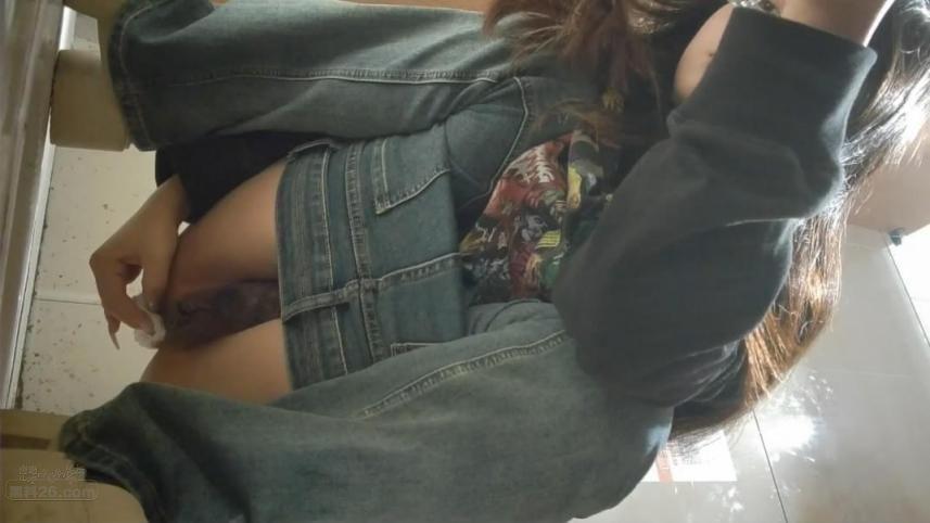 12ini00.jpg