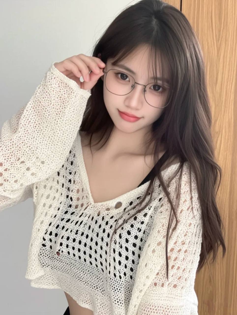 [哈尔滨] 斯文优雅幼师刚下海逼紧粉鲍多汁可任意