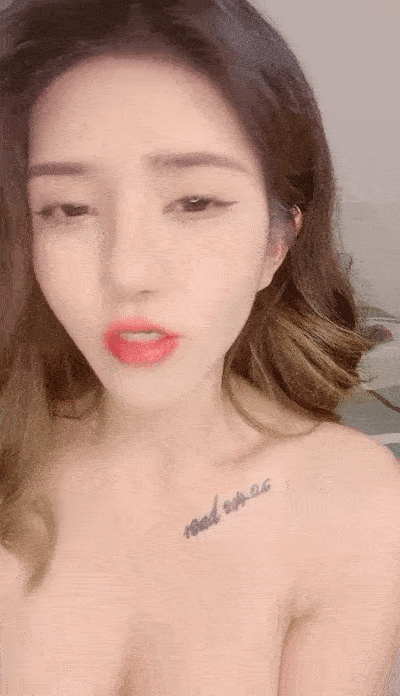 14fa178d92c33c0e4 (2).gif