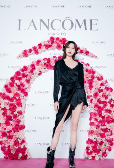 201115000024-2-lp.jpg