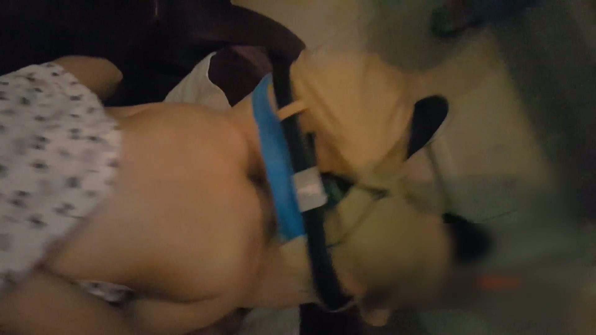 老公加班久未归一回来娇妻饥渴扑倒骑坐鸡巴上扭动起来.mp4_20250514_101501.716.jpg.jpg