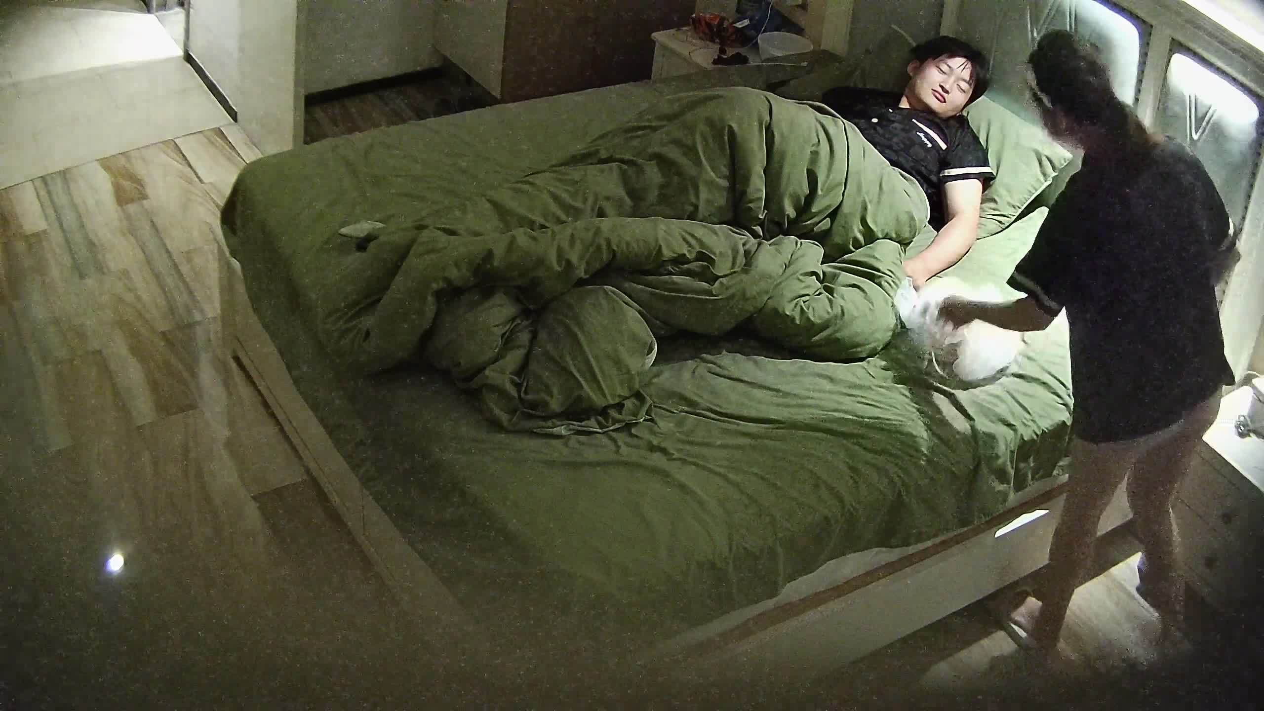 05.jpg