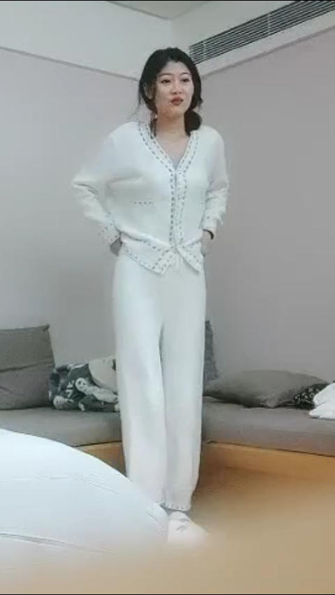 偷 (1).jpg