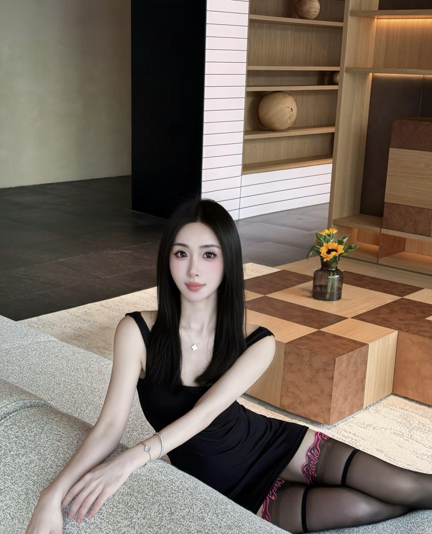 d43db3fa7aff1c250e270a88e993ea7b.jpg