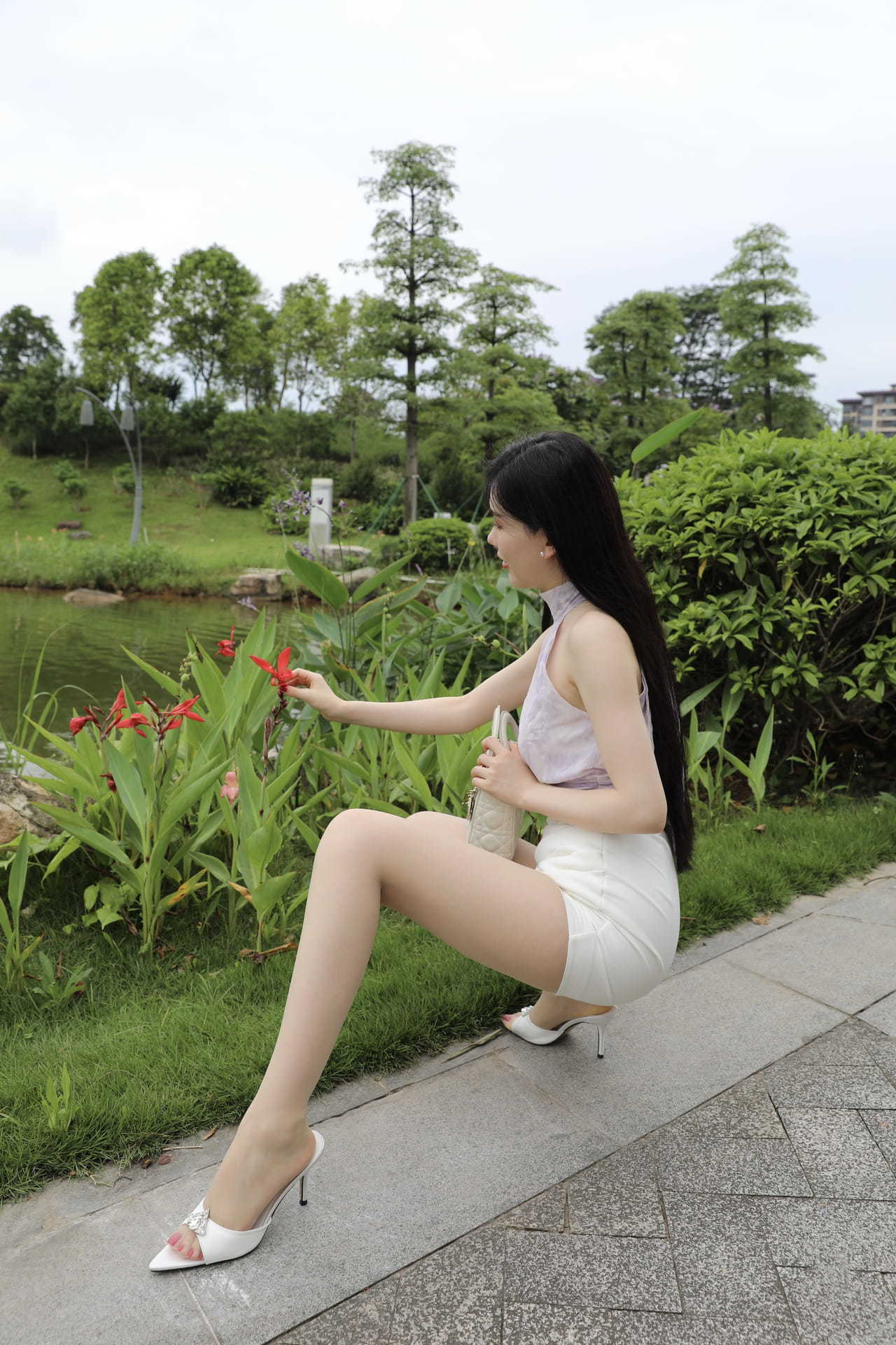 GOtFCQMbgAEOfSv (1).jpg