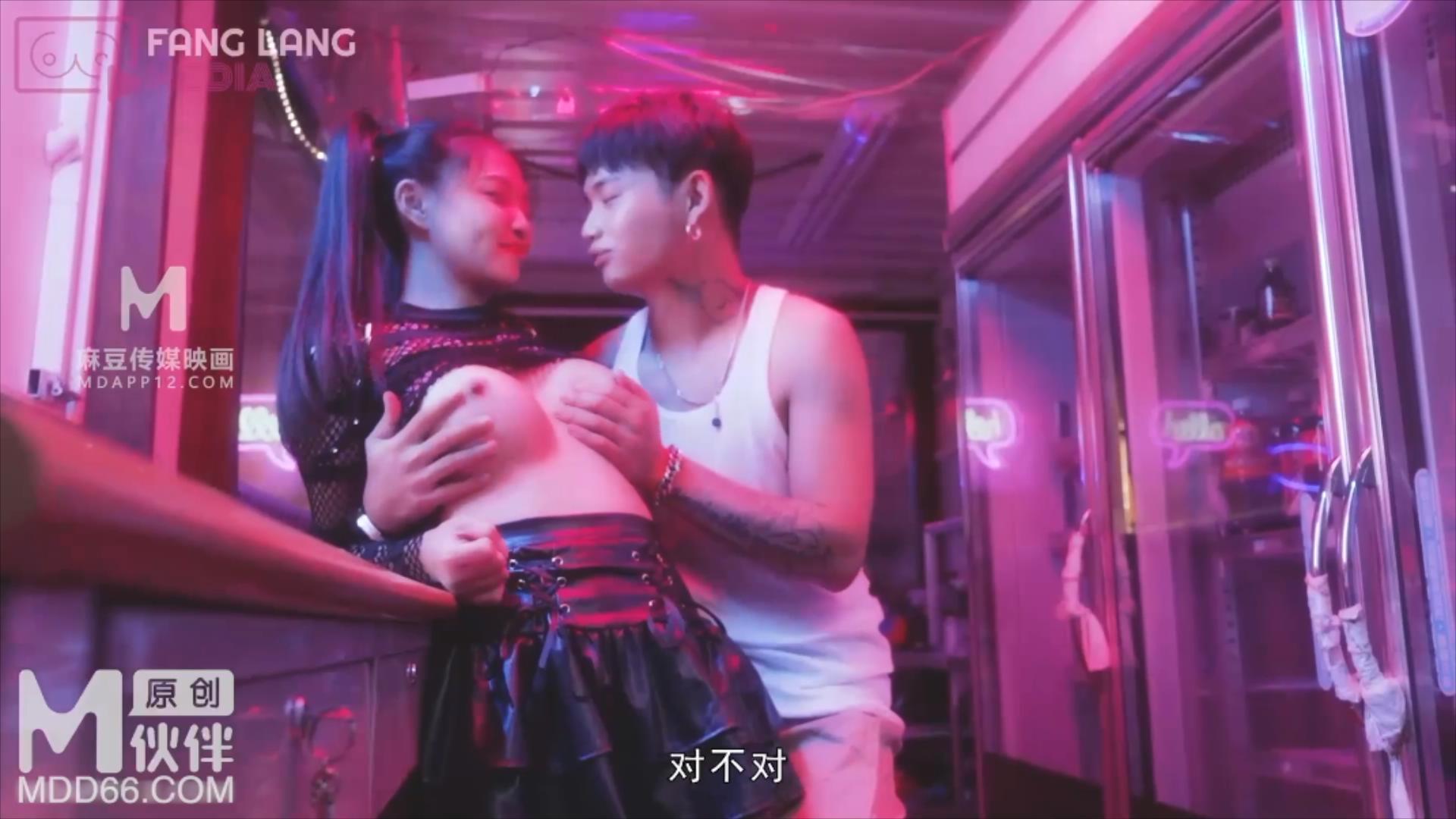 【SEX8.CC】放浪传媒 痴淫槟榔摊之花宋南伊-00.04.00.000-00.30.14.259.mp4_20250219_.jpg