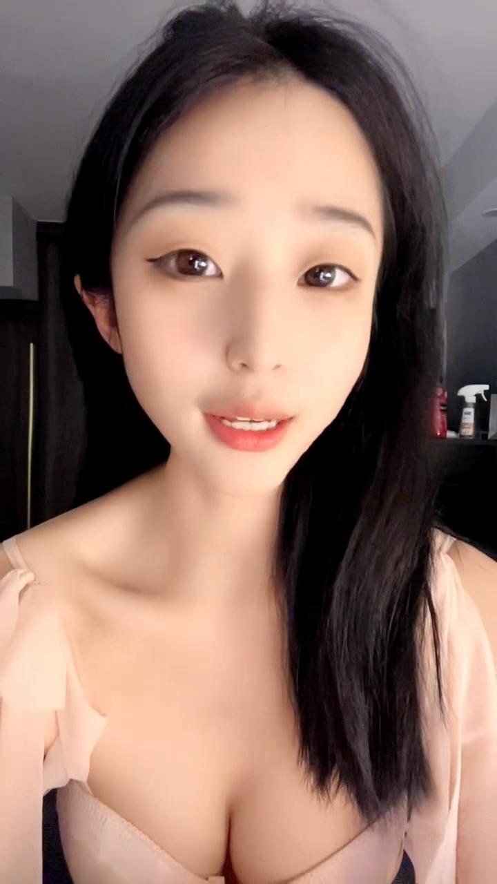 航空菲菲深夜来袭，全程露脸完美好身材诱惑[00_27_12][20250401-070828].png.png