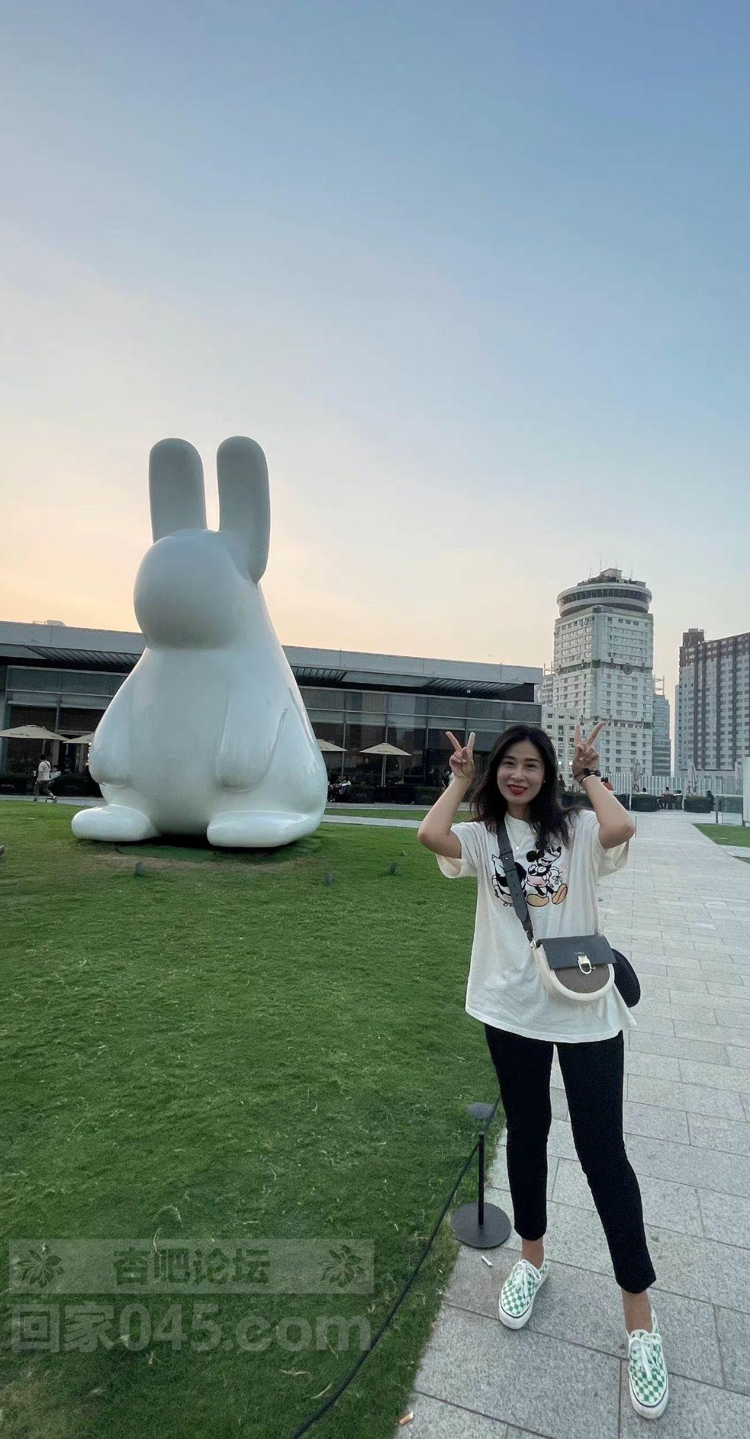离Yi小少妇
